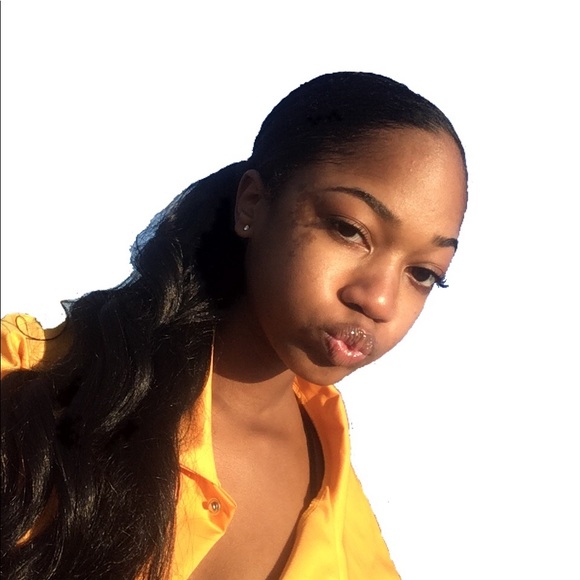 Meet your Posher, Jamya - Picture 1 of 1